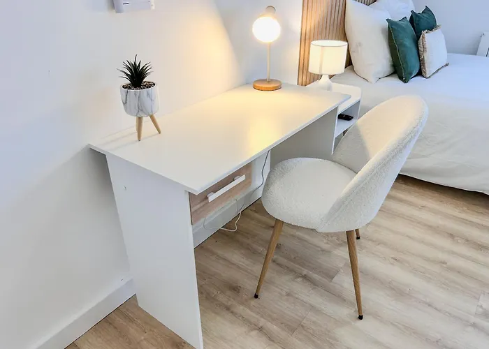 Cosy Idealement Situe 아파트 *
